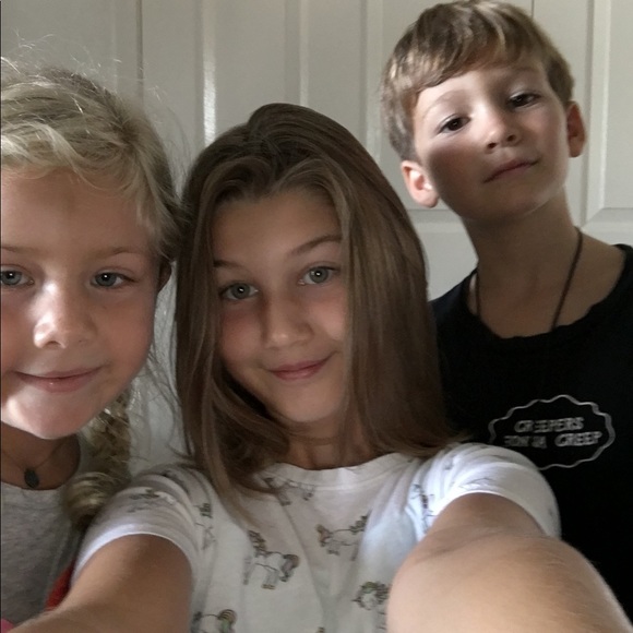 Meet your Posher, Aislinn - Picture 3 of 3